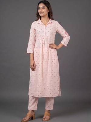 structured women printed pleated kurta with trousers 6