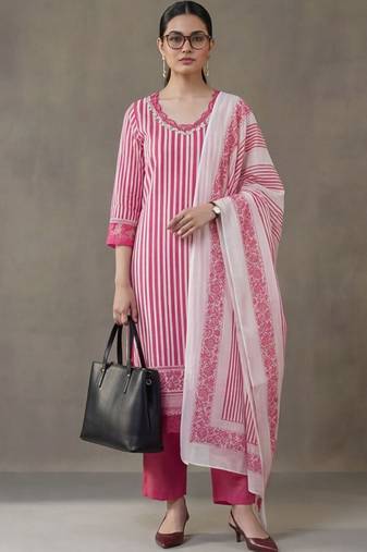 everyday workwear women printed regular thread work cotton kurta with trousers & with dupatta