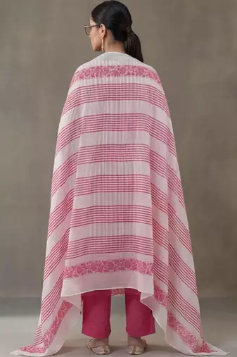 everyday workwear women printed regular thread work cotton kurta with trousers & with dupatta