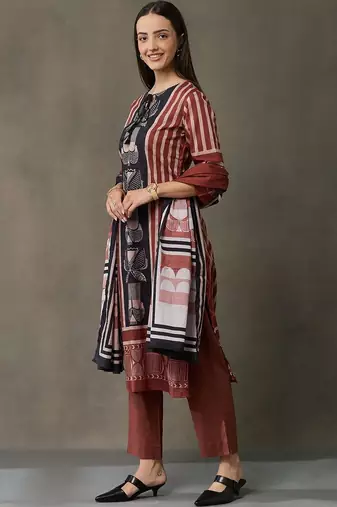 women ethnic motifs printed regular cotton kurta with trousers & with dupatta