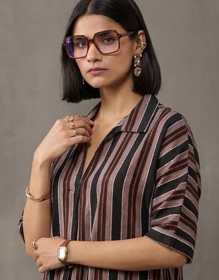 structured women striped regular cotton kurta with trousers 2