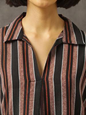 structured women striped regular cotton kurta with trousers 5