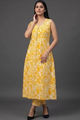 tailored women floral printed regular kurta with trousers