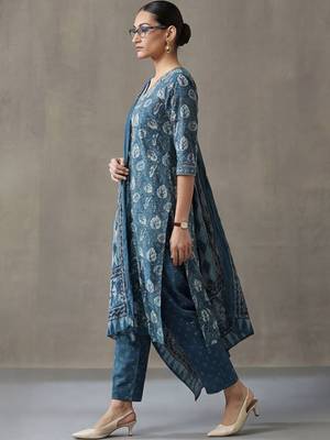 everyday workwear women ethnic motifs printed regular cotton kurta with trousers & with dupatta 6