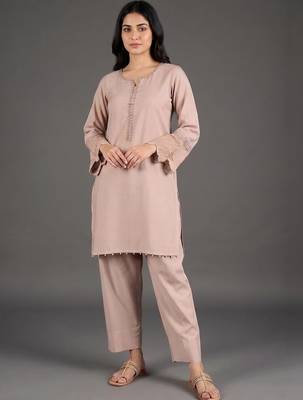 smart women ethnic motifs embroidered regular thread work kurta with trousers 6