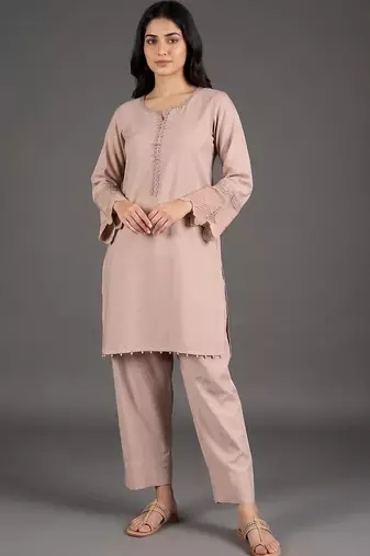 smart women ethnic motifs embroidered regular thread work kurta with trousers