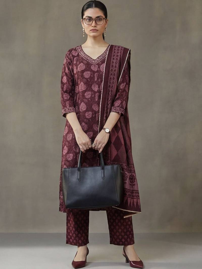 formal women floral printed regular thread work cotton kurta with trousers & with dupatta
