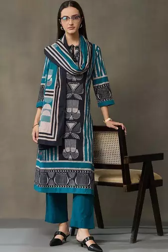 women ethnic motifs printed regular cotton kurta with trousers & with dupatta