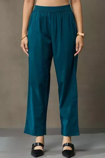 women ethnic motifs printed regular cotton kurta with trousers & with dupatta