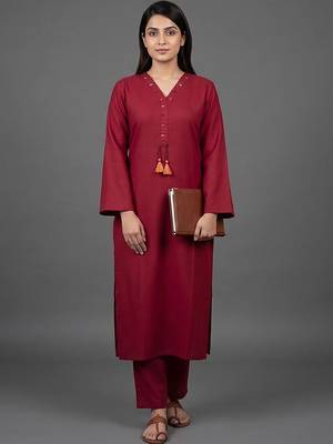 everyday workwear women regular kurta with trousers 1
