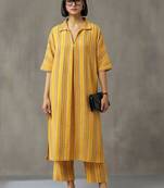 structured women printed regular cotton kurta with palazzos