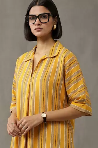 structured women printed regular cotton kurta with palazzos