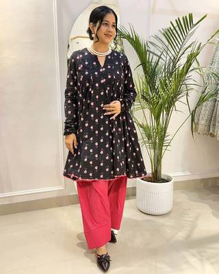 Black printed and pink farsi salwar 1