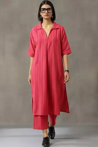 smart women striped regular cotton kurta with trousers