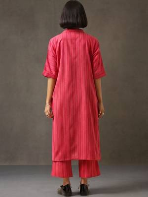 smart women striped regular cotton kurta with trousers 3