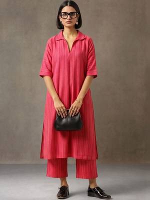 smart women striped regular cotton kurta with trousers 4