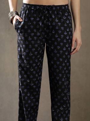 everyday workwear women ethnic motifs printed regular thread work cotton kurta with trousers & with dupatta 7