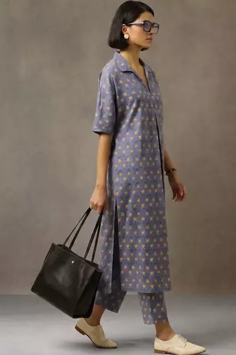 structured women floral printed regular cotton kurta with trousers