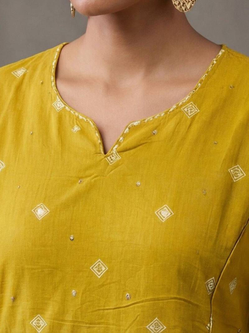 floral embroidered a-line cotton kurta & trousers sets