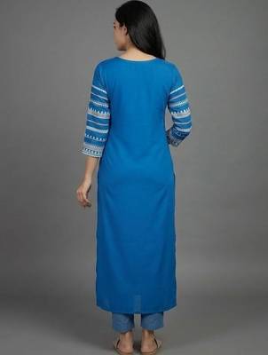 formal women ethnic motifs embroidered regular thread work kurta with trousers 3