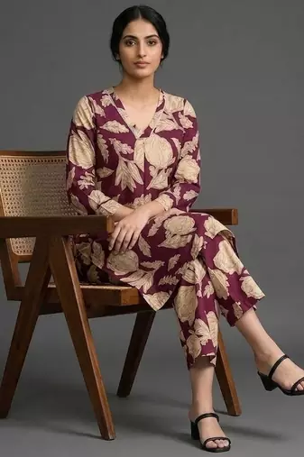 structured workwear women floral printed regular cotton kurta with trousers