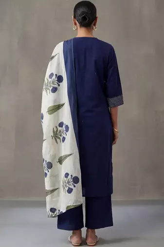 floral embroidered straight cotton kurta & trousers sets