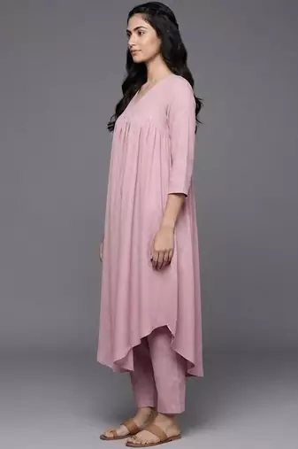 smart women empire silk crepe kurta with trousers