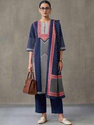 floral embroidered straight cotton kurta & trousers sets 1