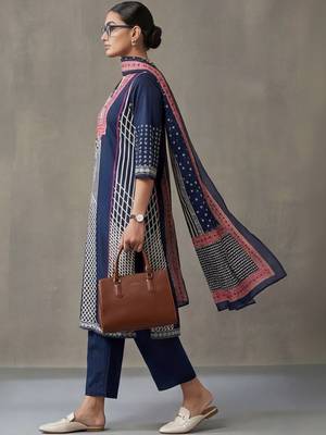 floral embroidered straight cotton kurta & trousers sets 3