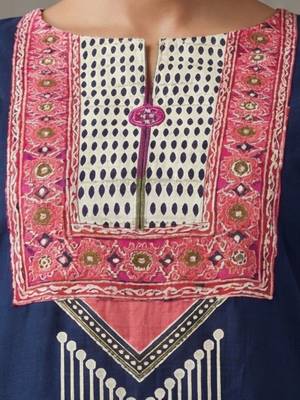 floral embroidered straight cotton kurta & trousers sets 6