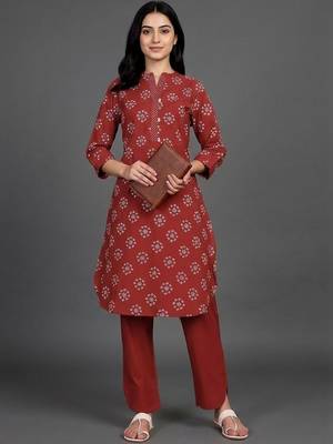 contemporary formal women ethnic motifs printed regular kurta with trousers 1