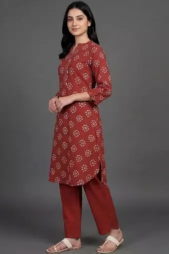 contemporary formal women ethnic motifs printed regular kurta with trousers
