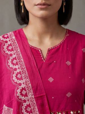 floral embroidered a-line cotton kurta & trousers sets 6