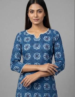 formal women ethnic motifs printed regular kurta with trousers 7