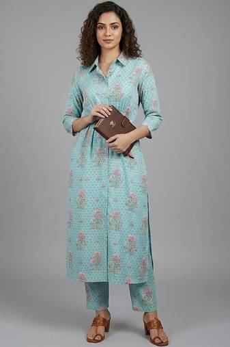 smart women floral printed regular kurta with trousers