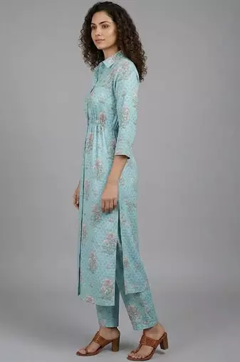 smart women floral printed regular kurta with trousers