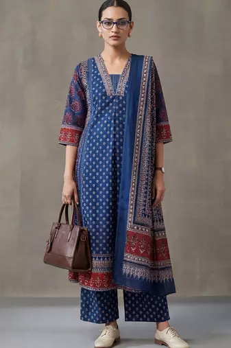 floral printed a-line cotton kurta & trousers sets
