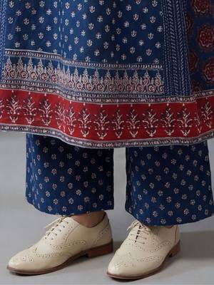 floral printed a-line cotton kurta & trousers sets 4