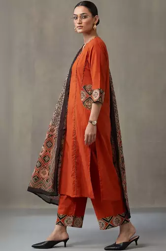 floral printed a-line cotton kurta & trousers sets