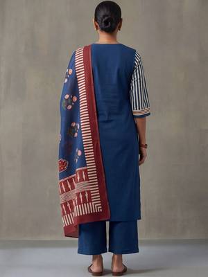floral embroidered straight cotton kurta & trousers sets 2