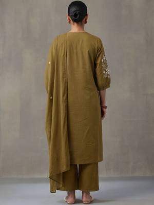 floral embroidered a-line cotton kurta & trousers sets 2