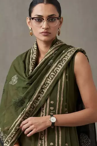 floral printed straight cotton kurta & trousers sets