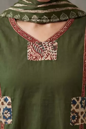 floral printed straight cotton kurta & trousers sets