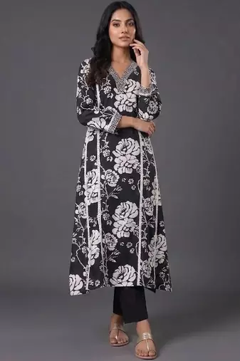 formal women floral printed panelled cotton kurta with trousers