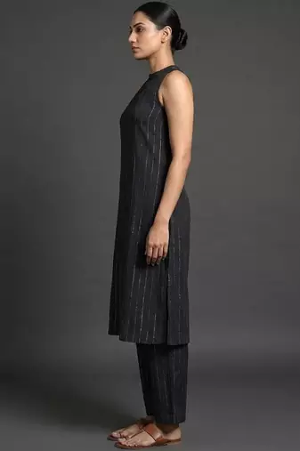 smart women striped regular silk crepe kurta with trousers