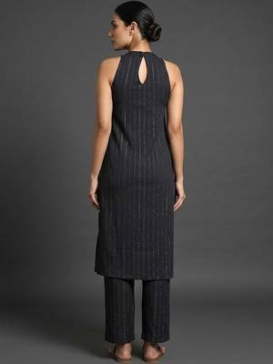 smart women striped regular silk crepe kurta with trousers 3
