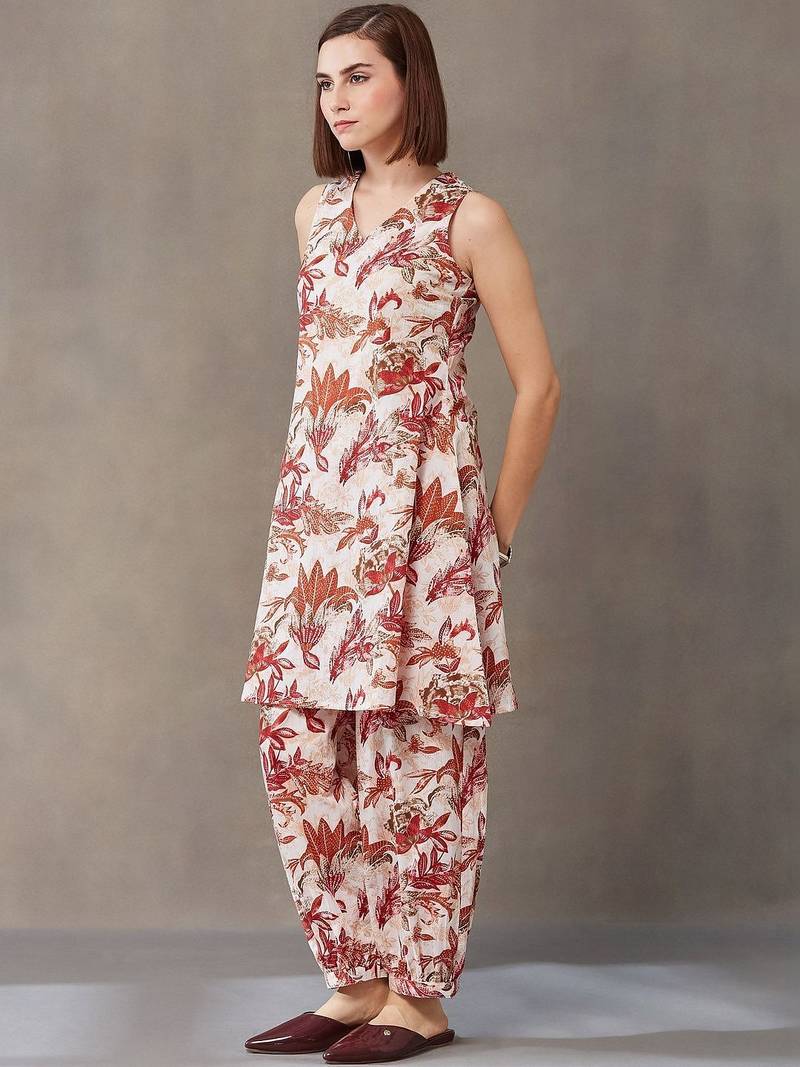 smart women ethnic motifs printed regular cotton kurta with harem pants