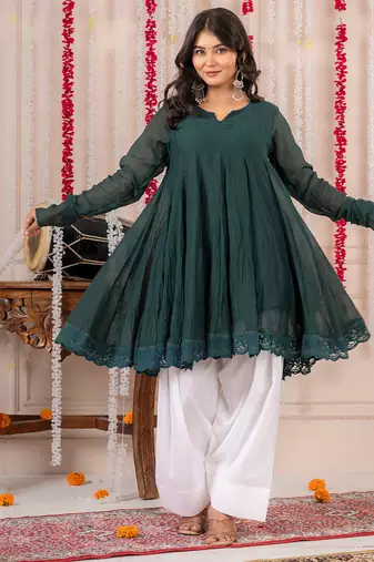 Emerald green crinkled peplum kurta set