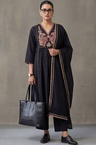 floral embroidered a-line cotton kurta & trousers sets