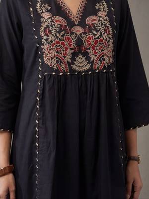 floral embroidered a-line cotton kurta & trousers sets 6